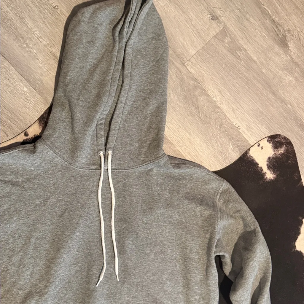 🩶Woman’s Gray Cropped Hoodie•Size:L🩶 - Image 5