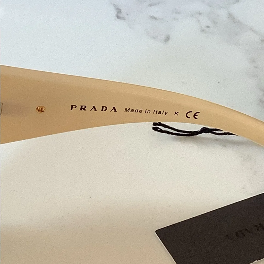 Authentic PRADA sunglasses 😎 - Image 7