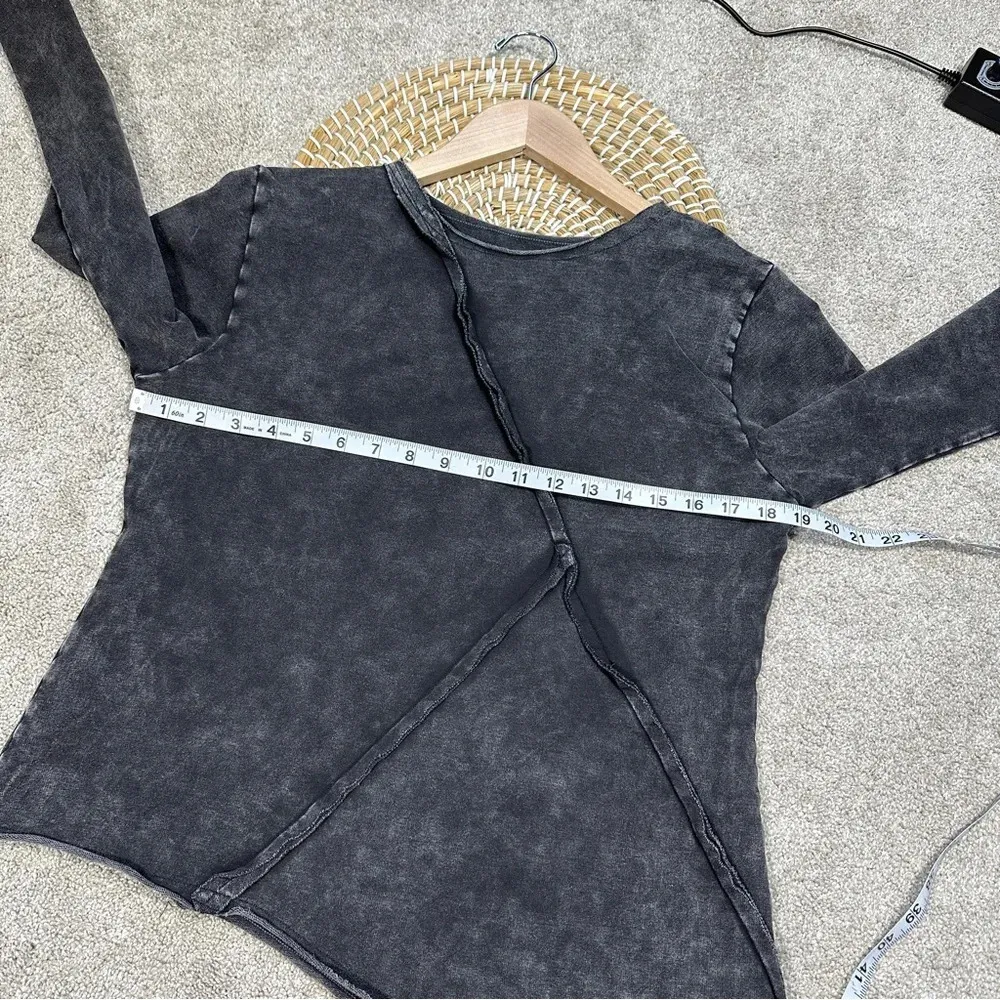 NWT BlackMilk Raider Acid Sweatshirt Top Asymmetrical Longsleeve Raw Hem Size S - Image 15