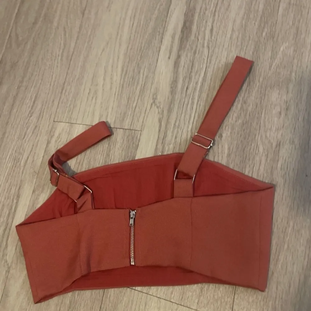 Showpo Orange - Image 3