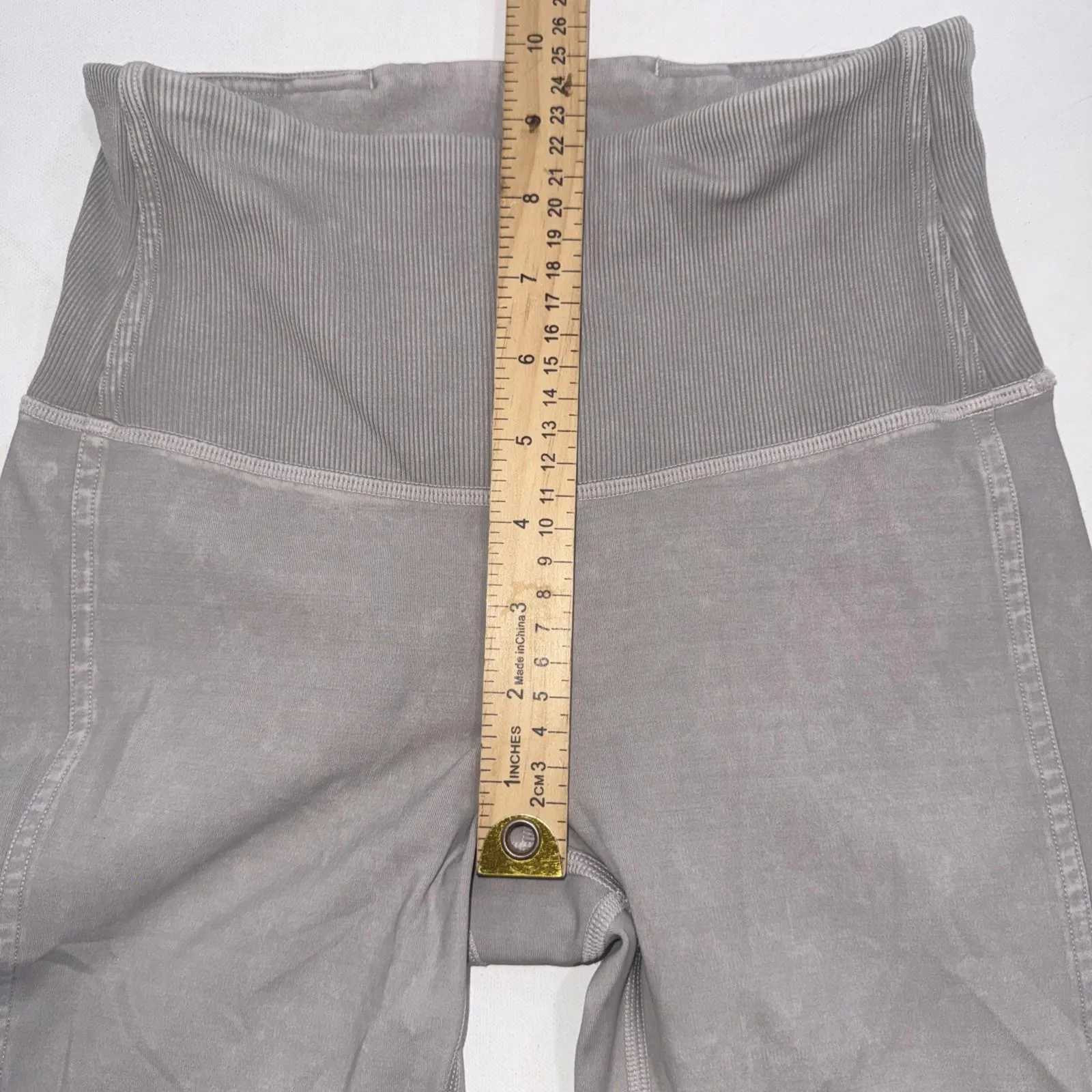 Lululemon Gray Athletic Casual Gym Running Athleisure Pants Leggings Size 2 - Image 4
