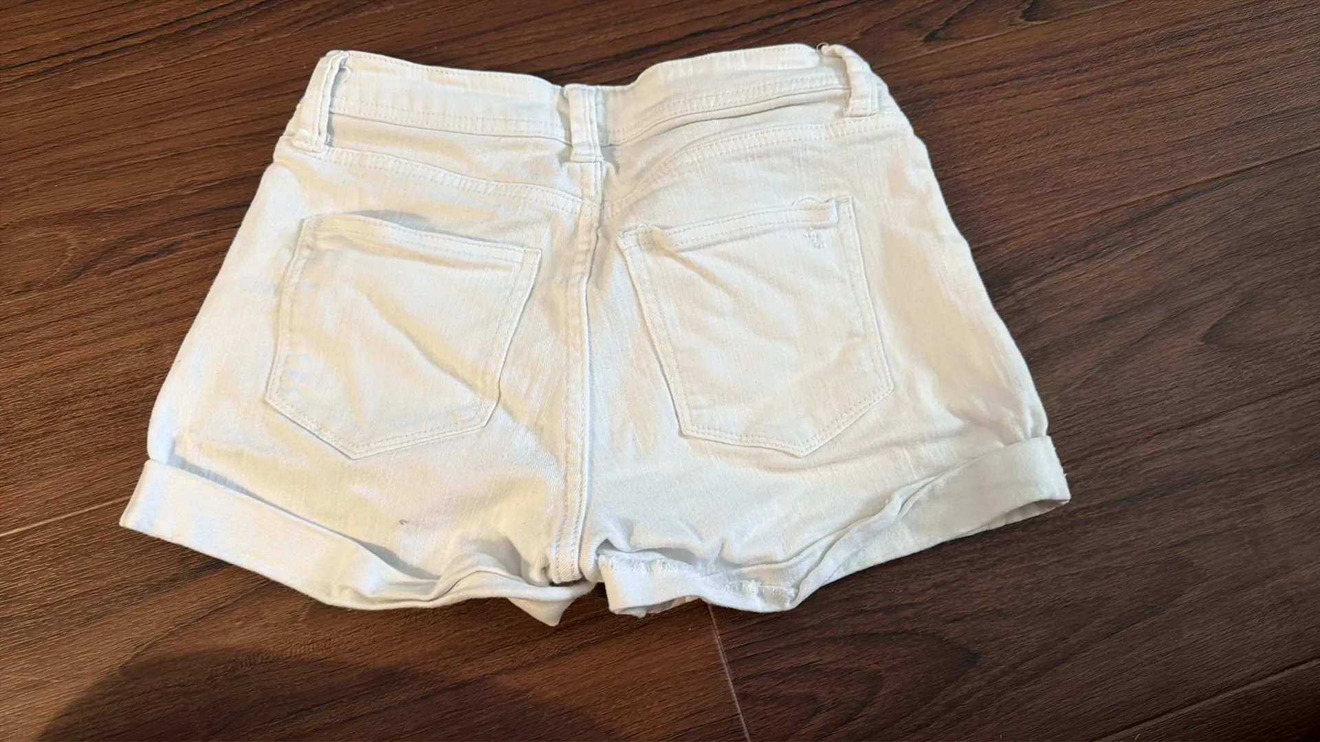 White True Craft Shorts Jean - Image 3
