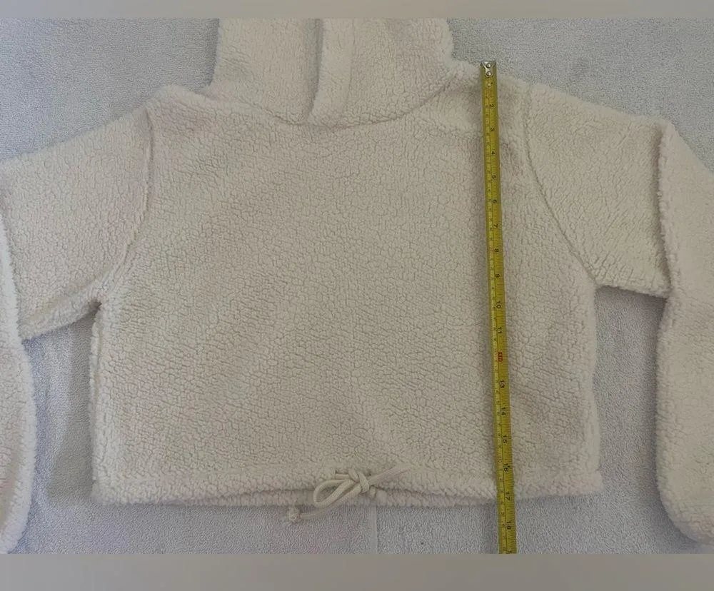 Wild Fable Sherpa Faux Fur Cropped Hoodie Sweatshirt - Image 8