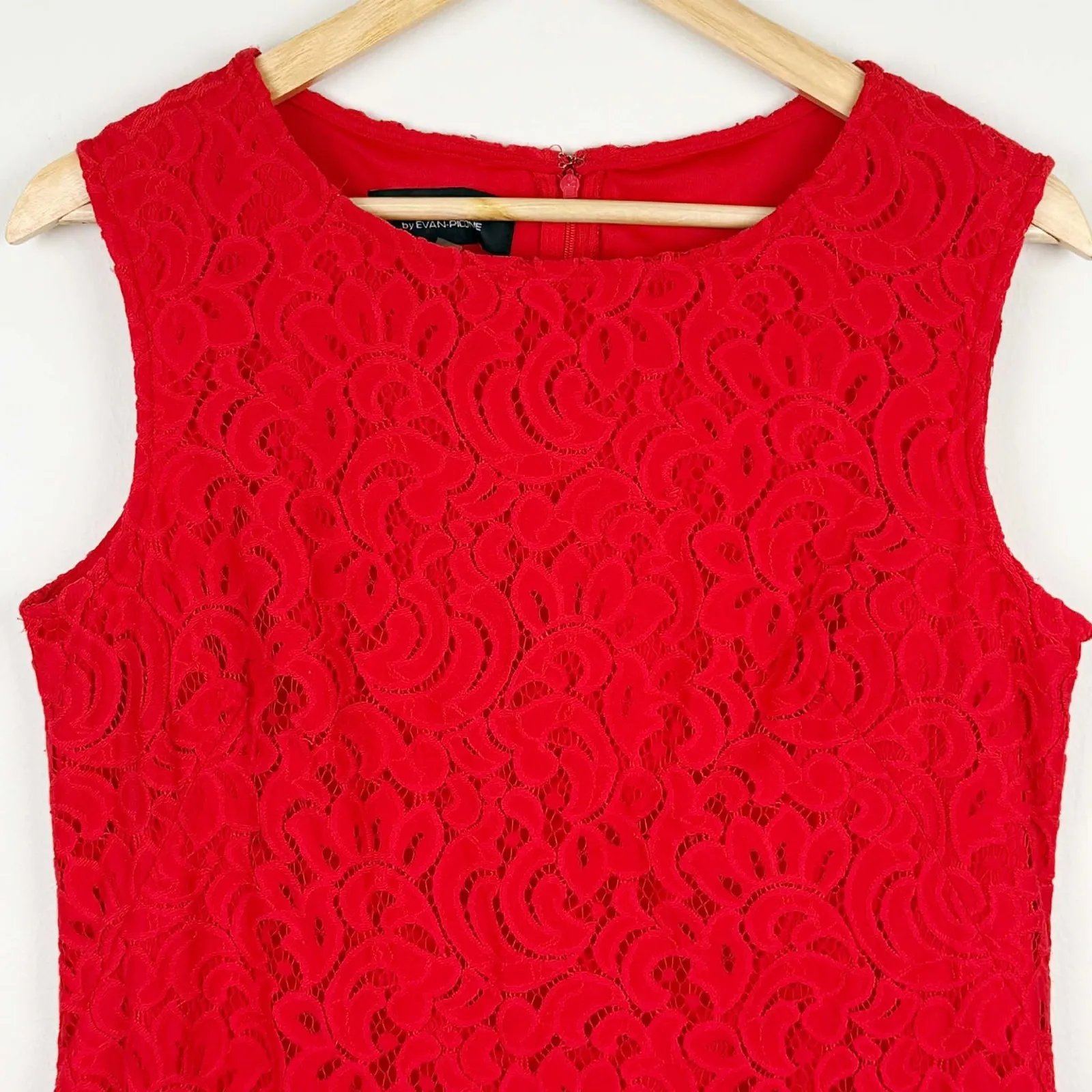 Black Label Evan Picone Red Lace Sheath Dress Sleeveless Zip Back Women's 8 - Image 2
