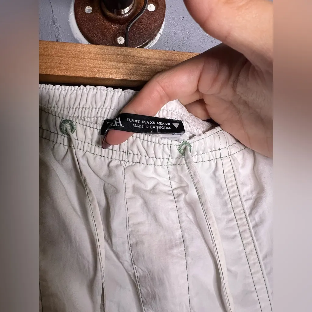 Zara White Parachute Pants with Green Stitching (XS) - Image 7