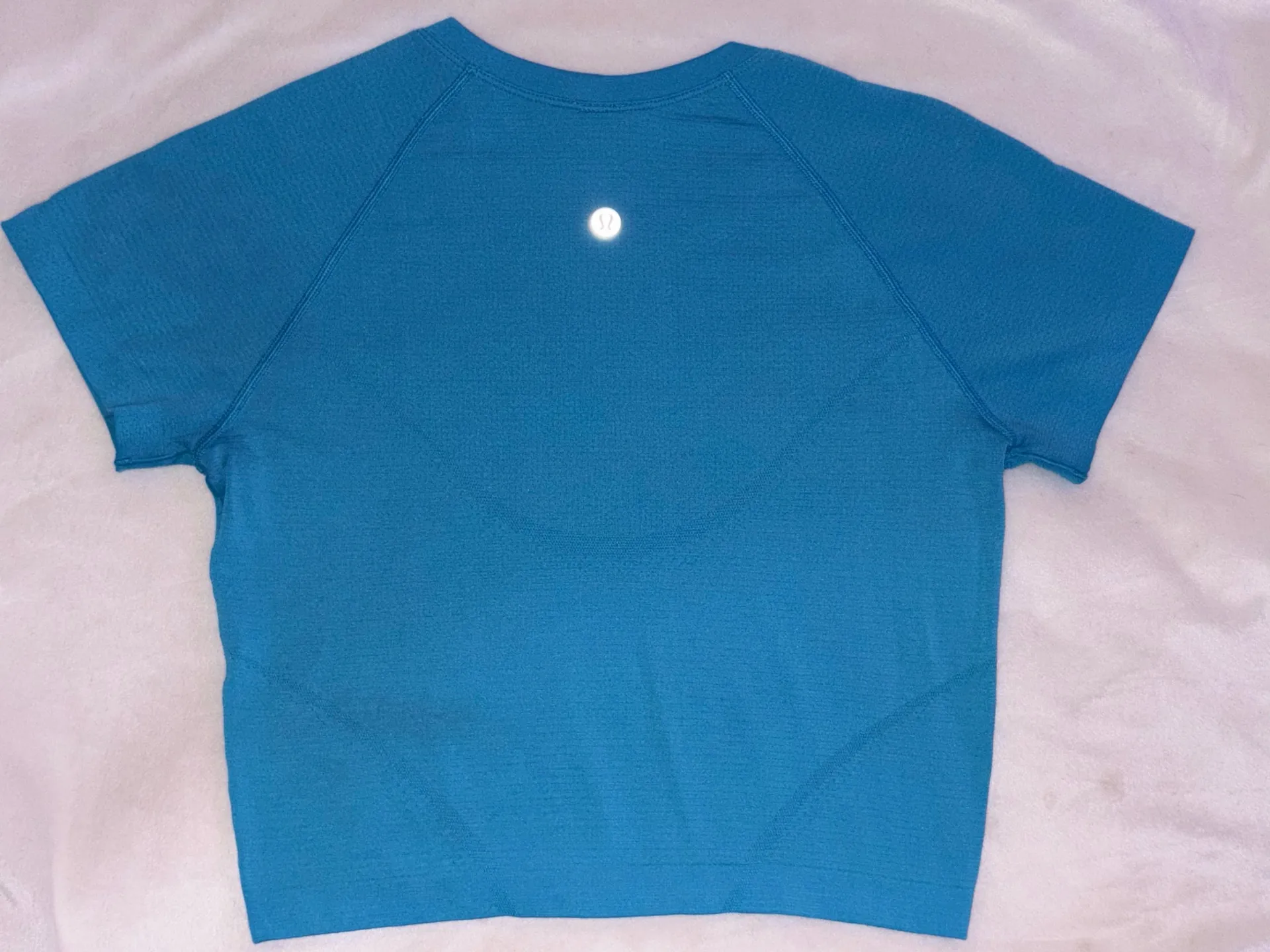 Lululemon Swiftly Tech Cropped Short Sleeve 2.0 - Image 4