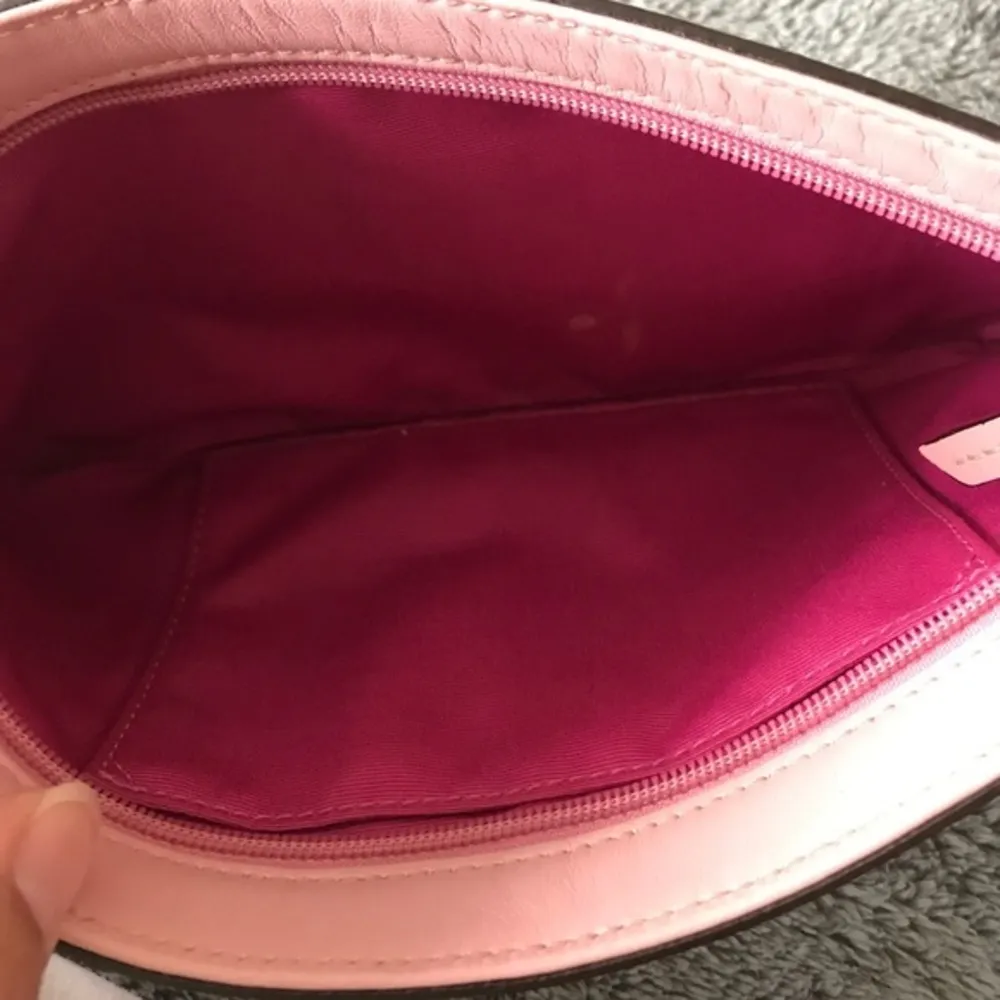 Coach Pink Patent Large Wristlet Authentic Clutch GUC - Image 5