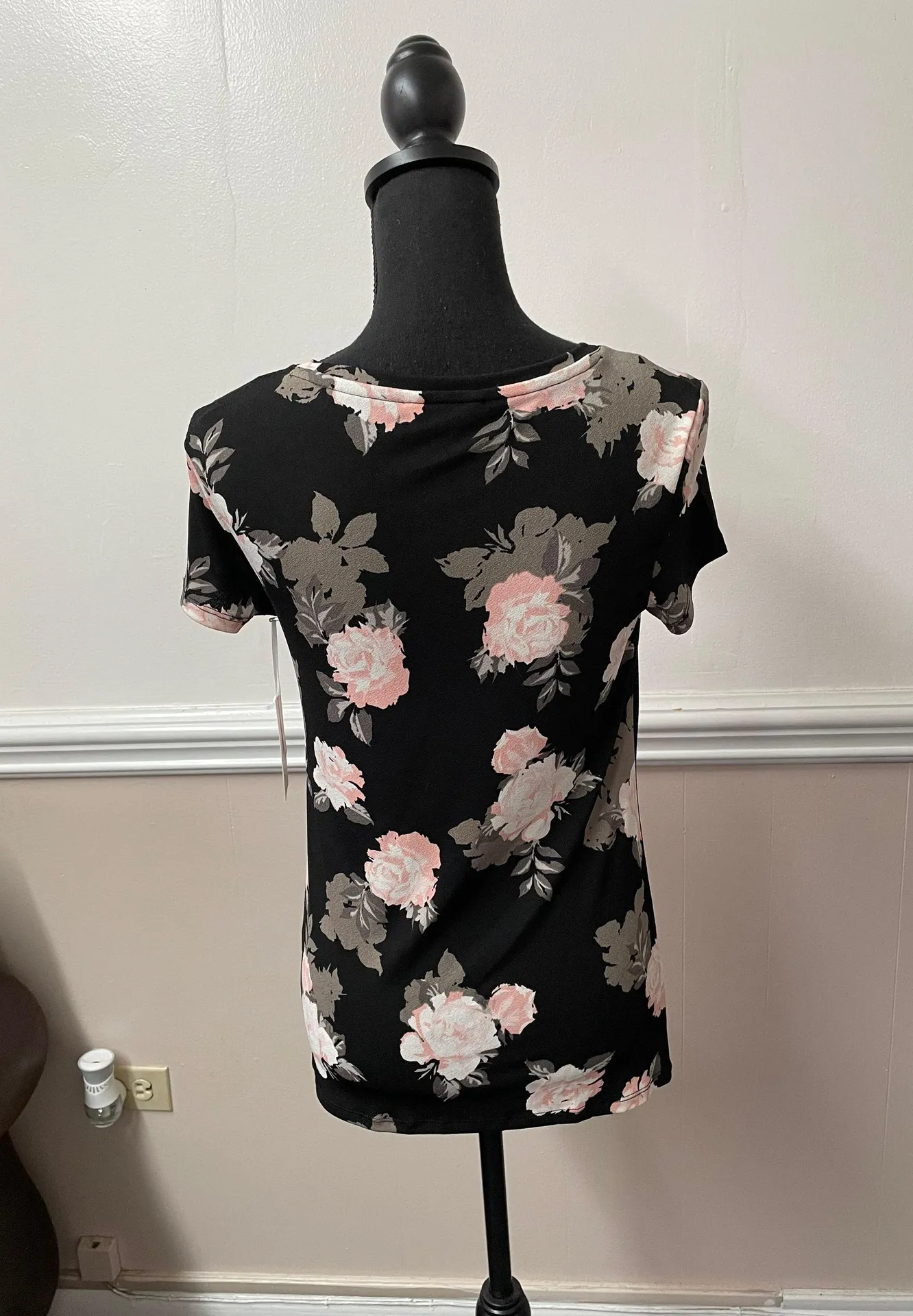 Candie's Floral Tie Front Tee - Image 2