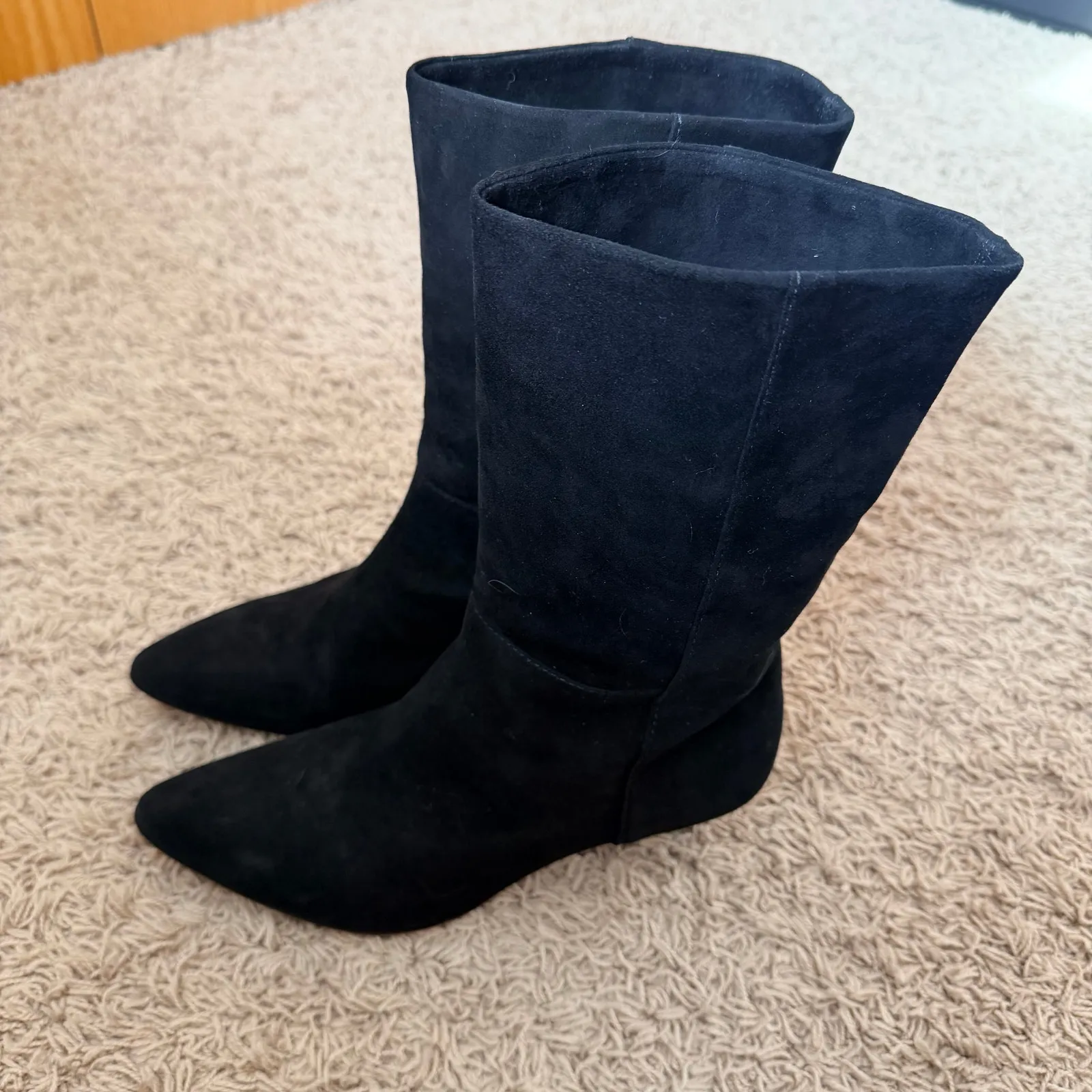 Vince Camuto Black Mid-Calf Heeled Boots Size 9.5 - Image 2