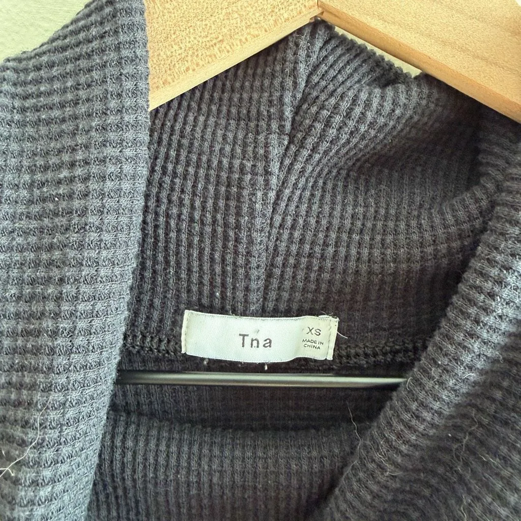 Aritzia TNA Thermal Waffle Knit Cowl Neck Top Size XS - Image 5