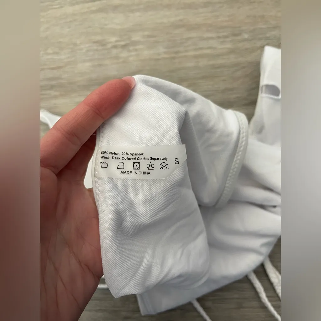 ONE PIECE PADDED WHITE SWIMSUIT WITH BELT S - Image 7