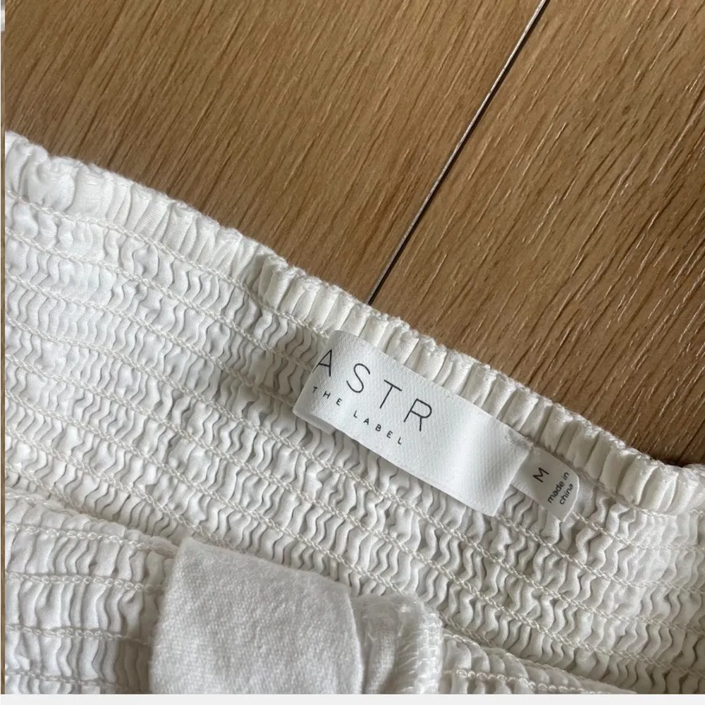 ASTR white puff sleeve mini dress - Image 5