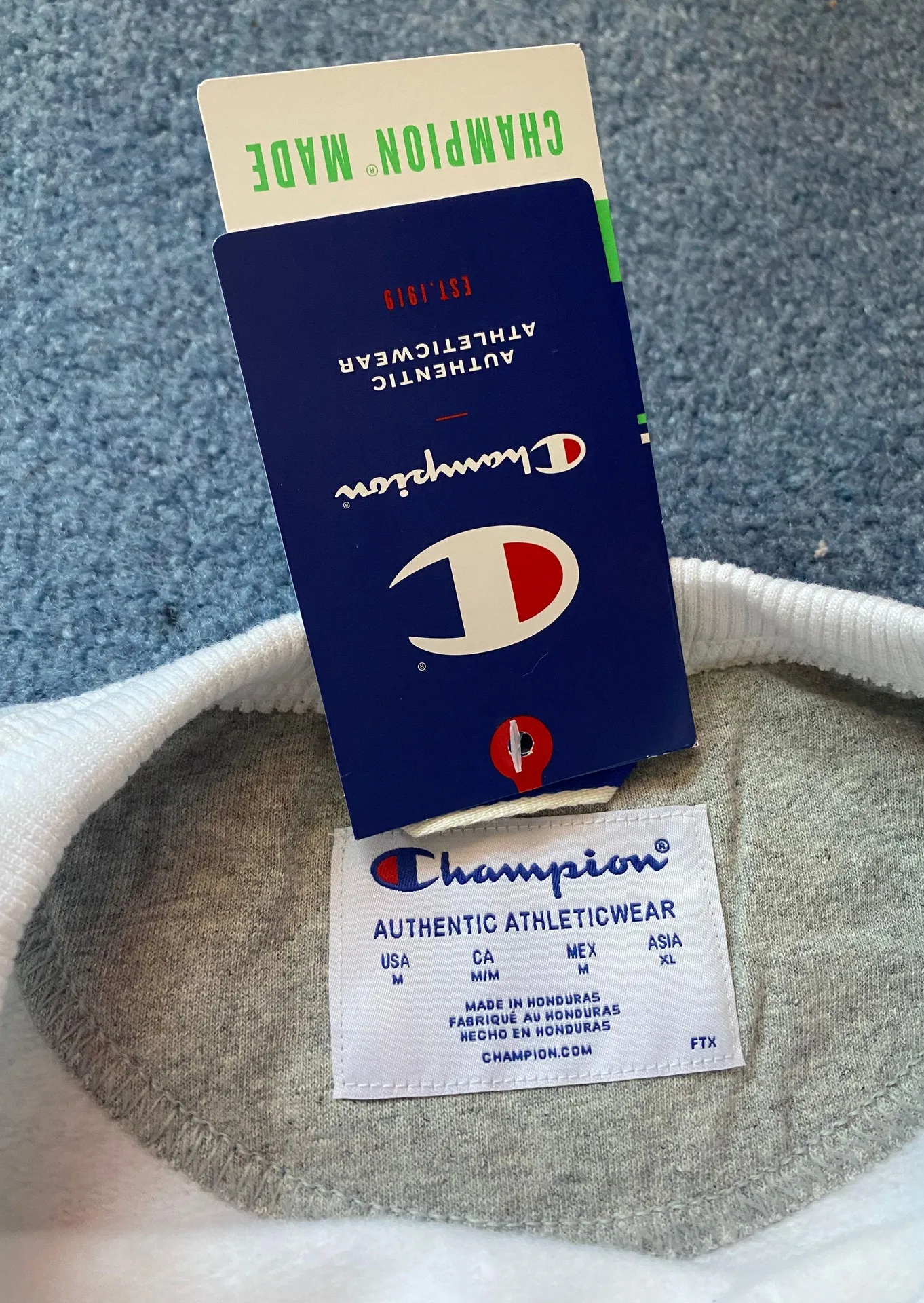 Champion Crewneck - Image 3
