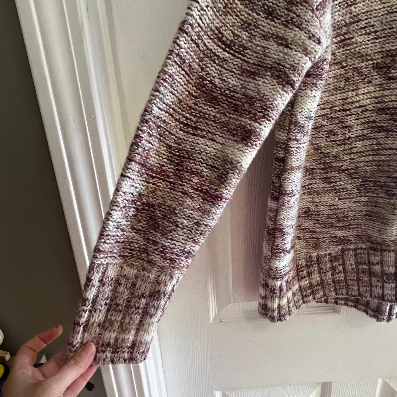 Chunky Knit Mock Neck Sweater Marled Burgundy Cream Oversized Cozy Medium - Image 2