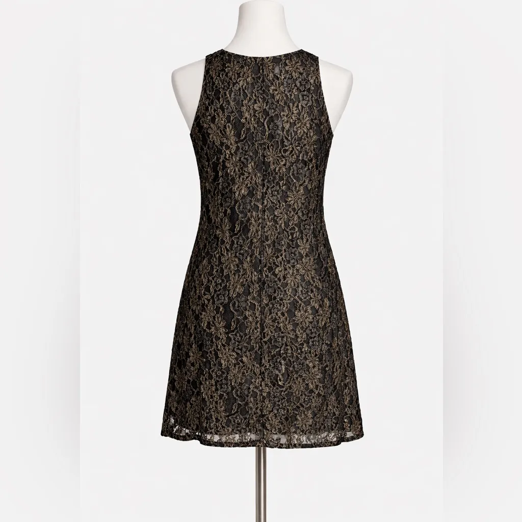ASTR Black & Gold Lace Sleeveless Shift Dres Size medium - Image 4