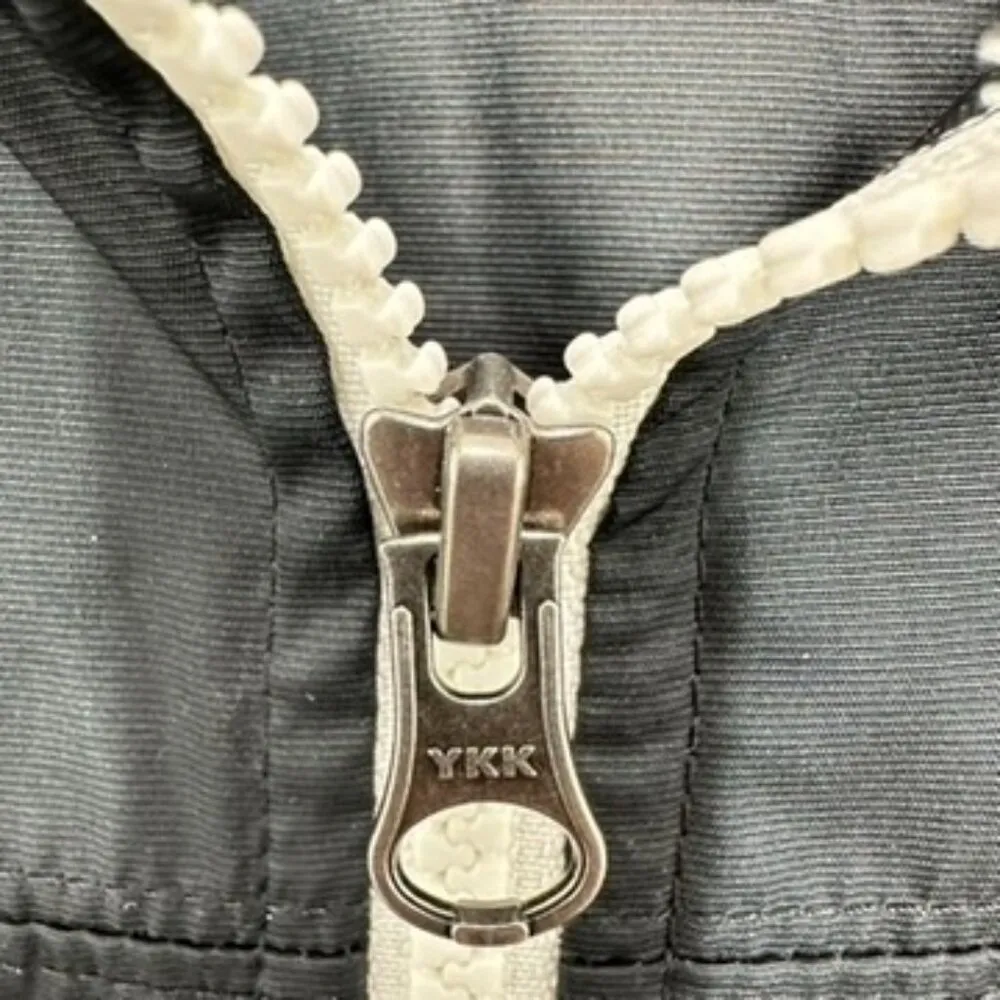 Nike Sportswear Women's Size Small Black White Logo Full Zip Windbreaker Classic - Image 4