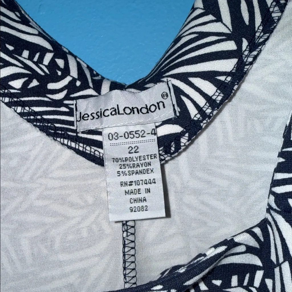 Jessica London Size 22 Elegant Navy Blue and White Patterned Dress - Image 5