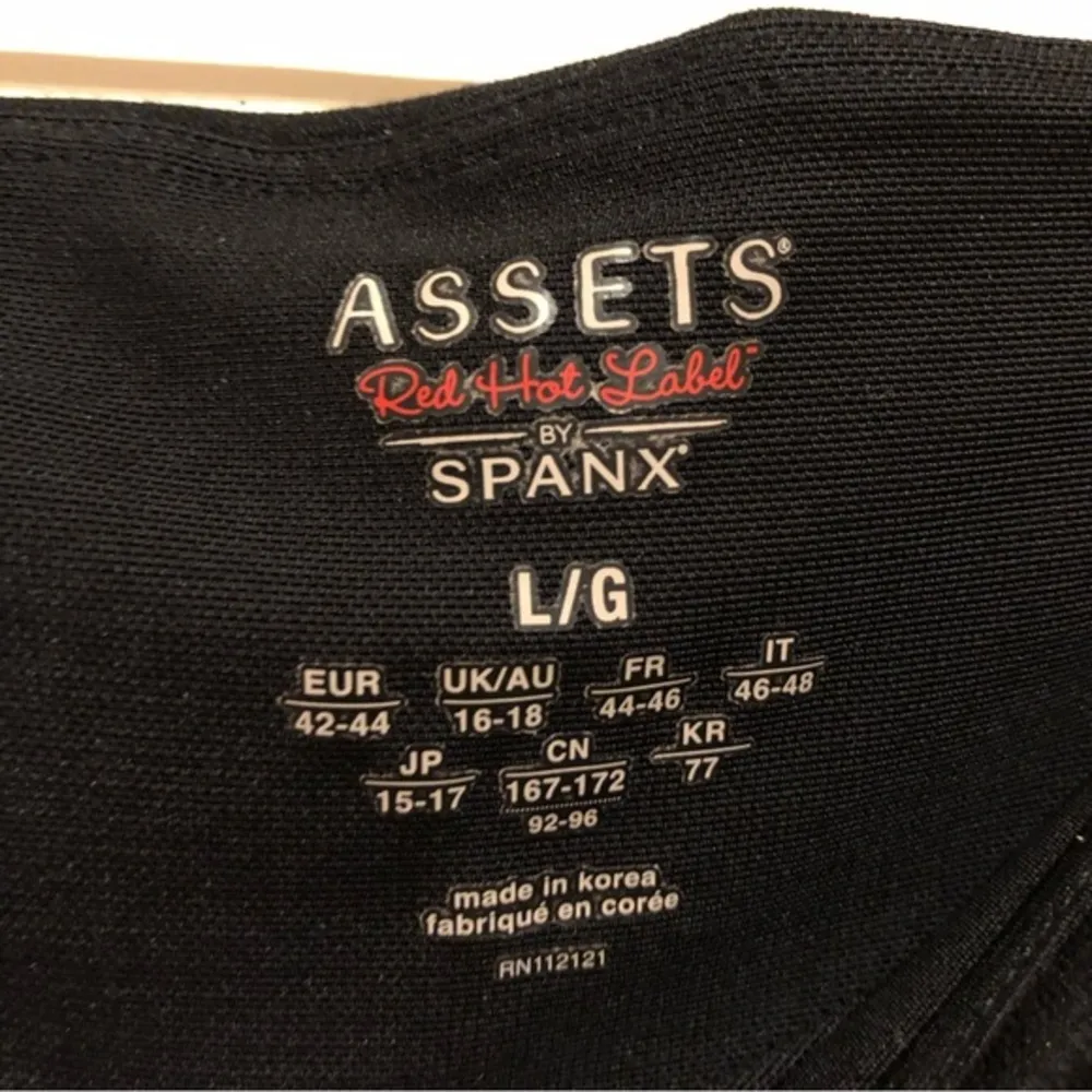 SPANX ASSETS RED HOT LABEL BLACK SLENDERIZING SHIMMER BOTTOM LEGGINGS L - Image 7