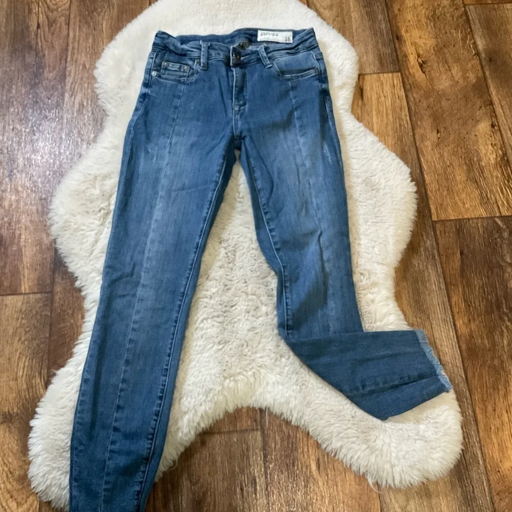 Pistola Denim‎ Jeans Women's 26 Raw Hem Blue Front Seam Crop - Image 2