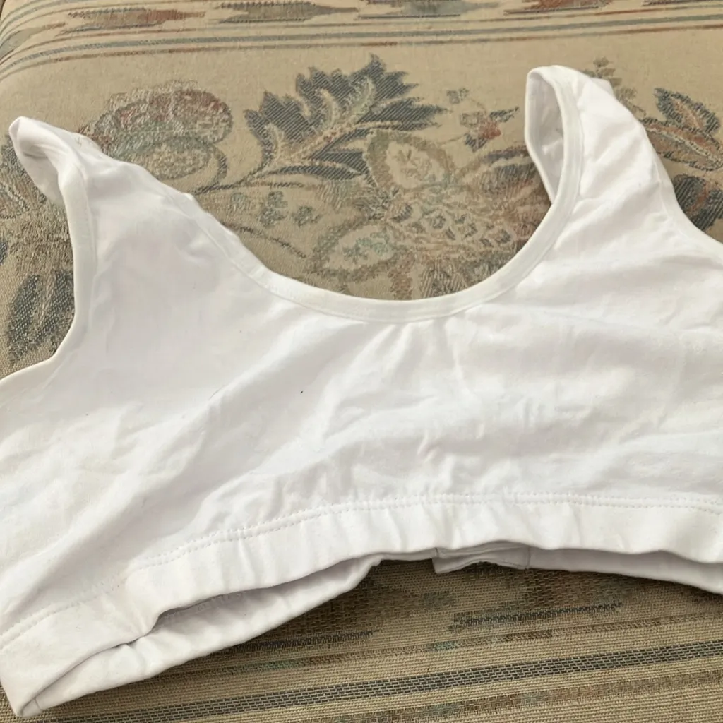 FINAL MARKDOWN Dream products front hook leisure bra medium - Image 3