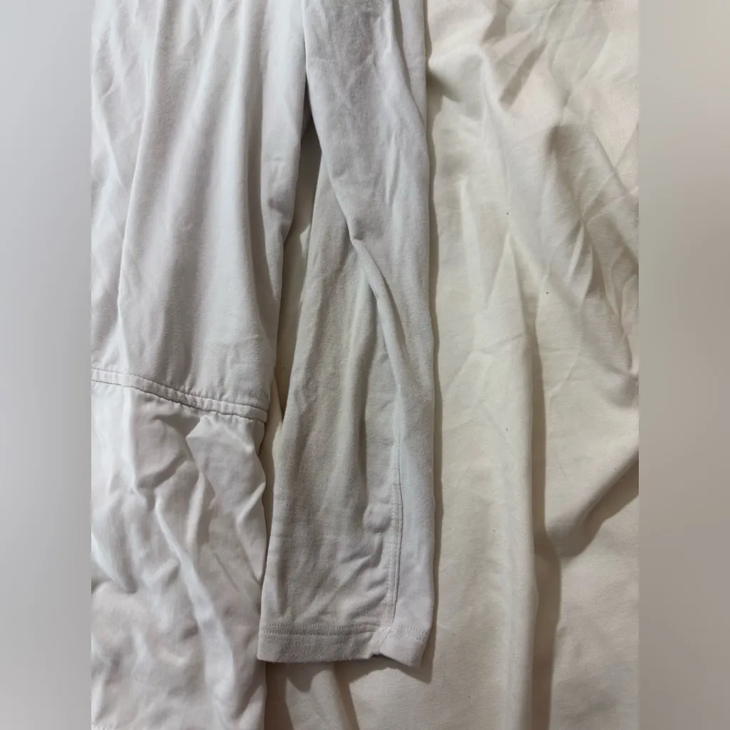 Lululemon women’s long sleeve - Image 4