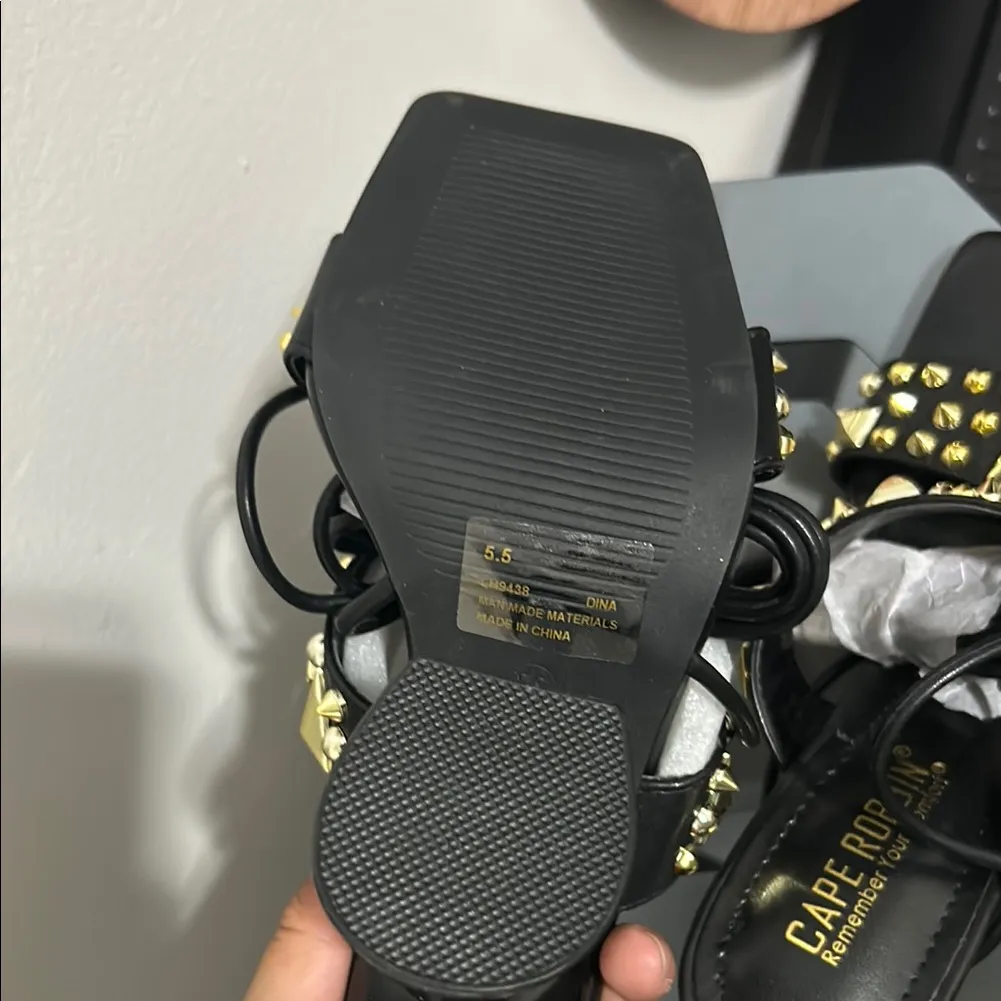 Cape Robbin Black and Gold Heels with Statement Chains - Image 4