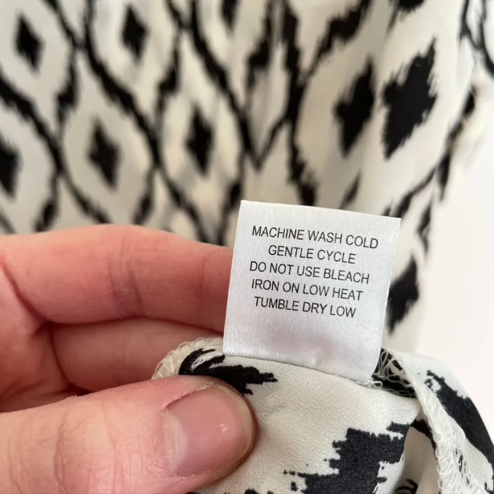 VIOLET CLAIRE Plus Size White ish Black Ikat Boho Short Dolman Sleeve Blouse Top - Image 11