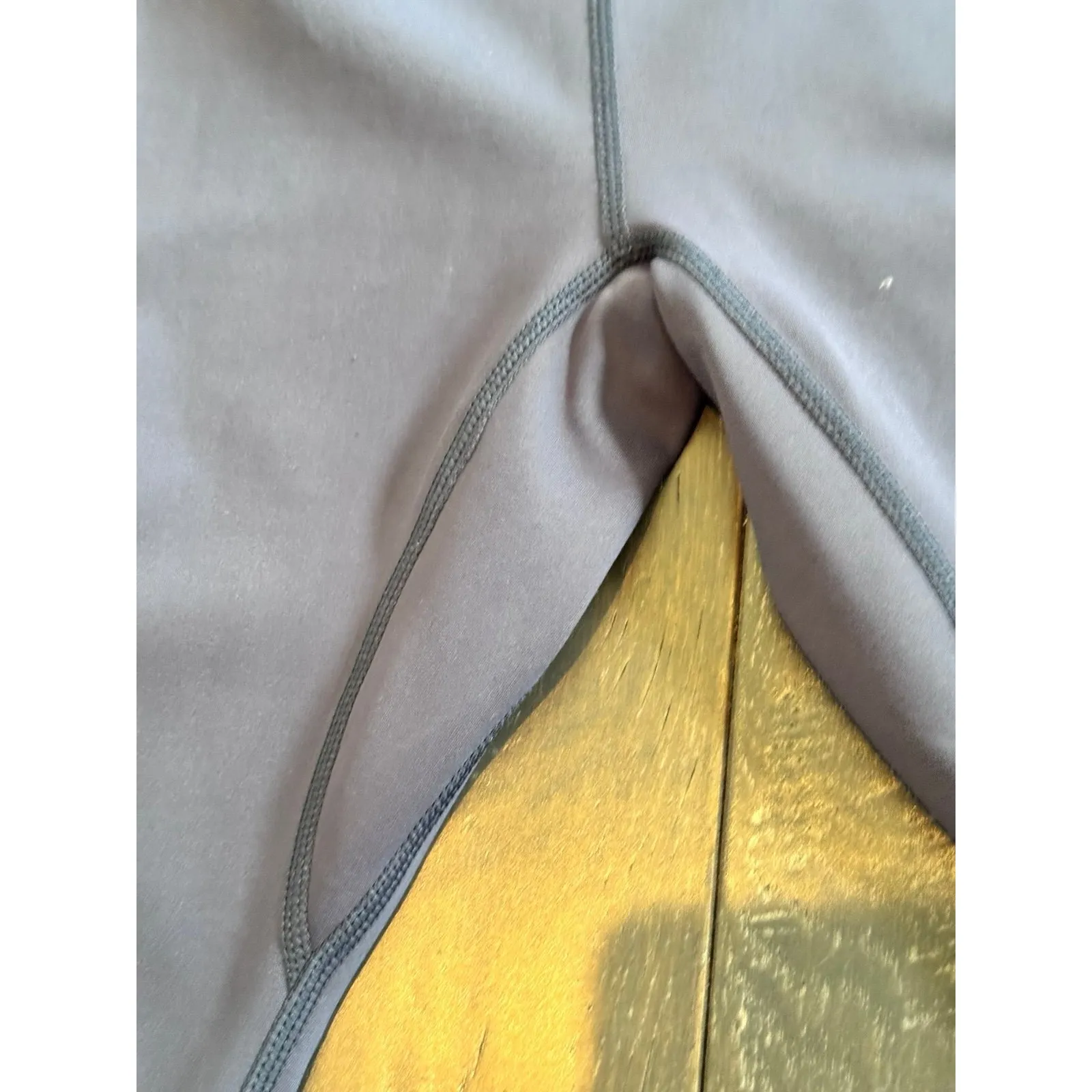 Don't Ache For A Better Body (small) navy Leggings with‎ Pockets Size 4 - Image 4