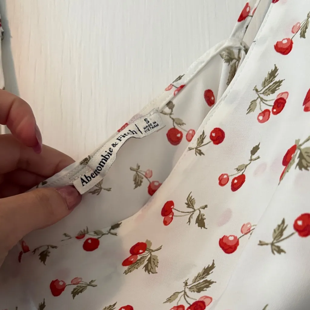 Abercrombie & Fitch Cherry Tank - Image 2