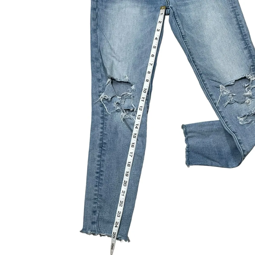 American Eagle Jegging Distressed Raw Hem High Rise - Image 4