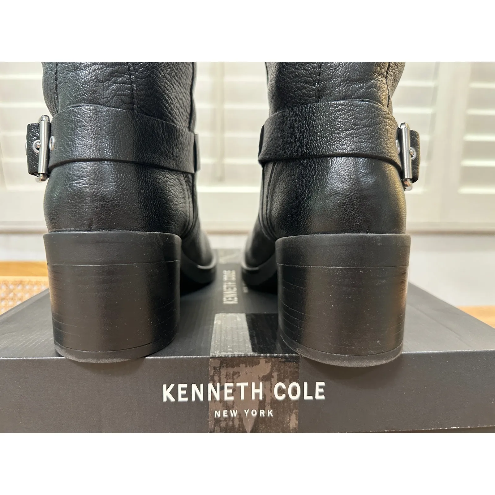 Kenneth Cole Stride Block Heel Bootie Black Leather Size 11 NIB Harness Detail - Image 11