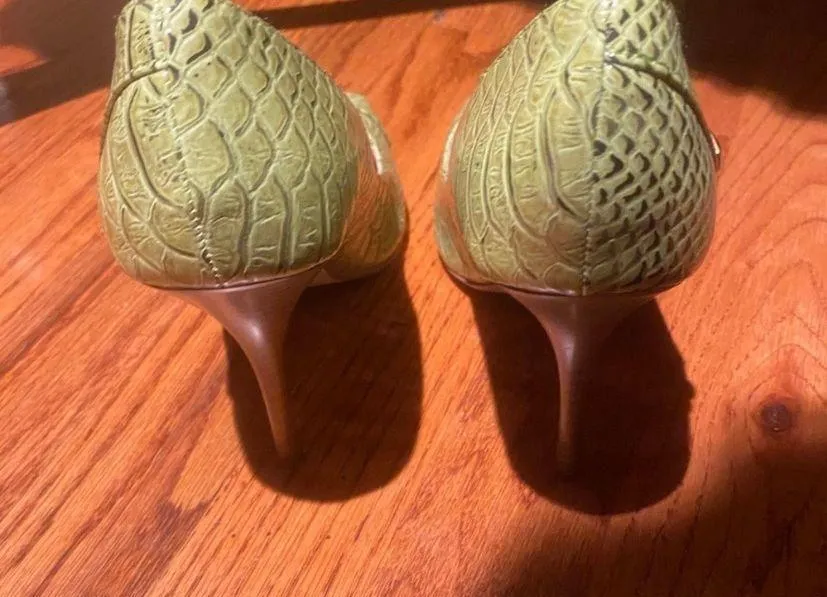 Michael Antonio 👠  GREEN HEELS SIZE 6.5👠 - Image 4