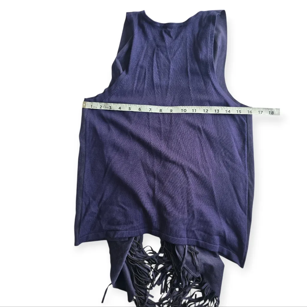 Stylish navy blue vest with fringe detailing. Perfect for layering. Size M‎ Size M - Image 11