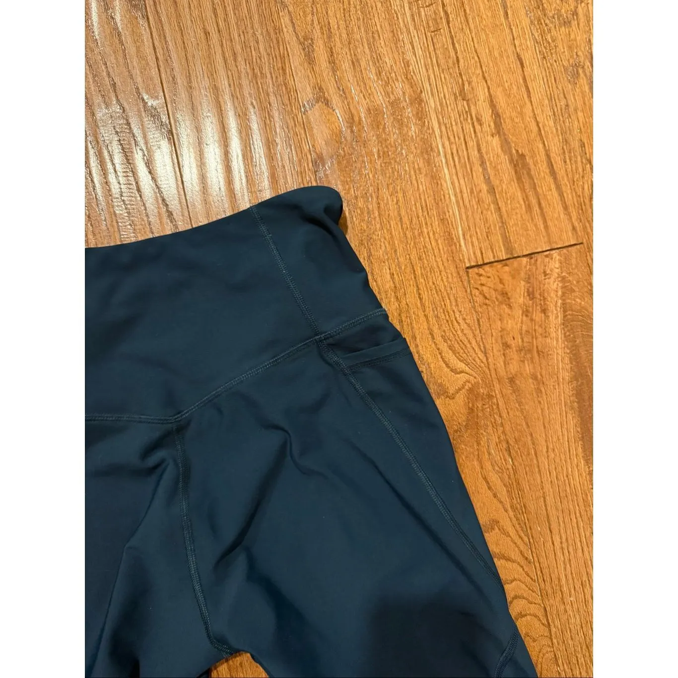 Old navy high rise green elevate powersoft pocket leggings size m - Image 8