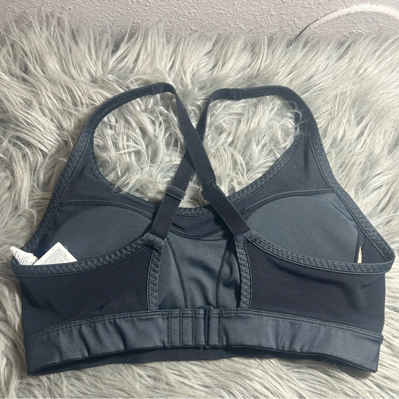 Brooks FastForward Crossback Sports Bra Black Size Smalls - Image 5
