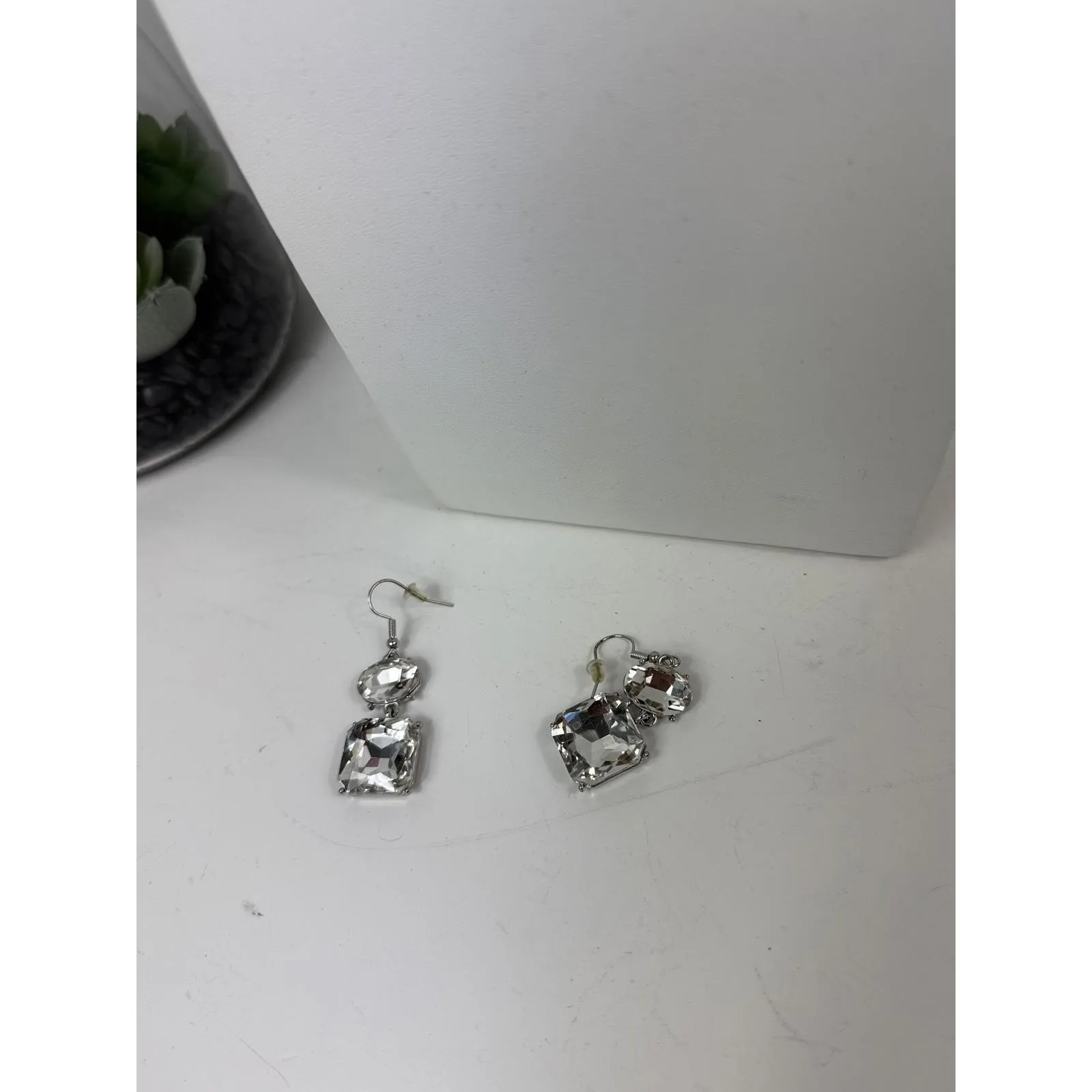 Beautiful Jewelry Set Gray - Image 4