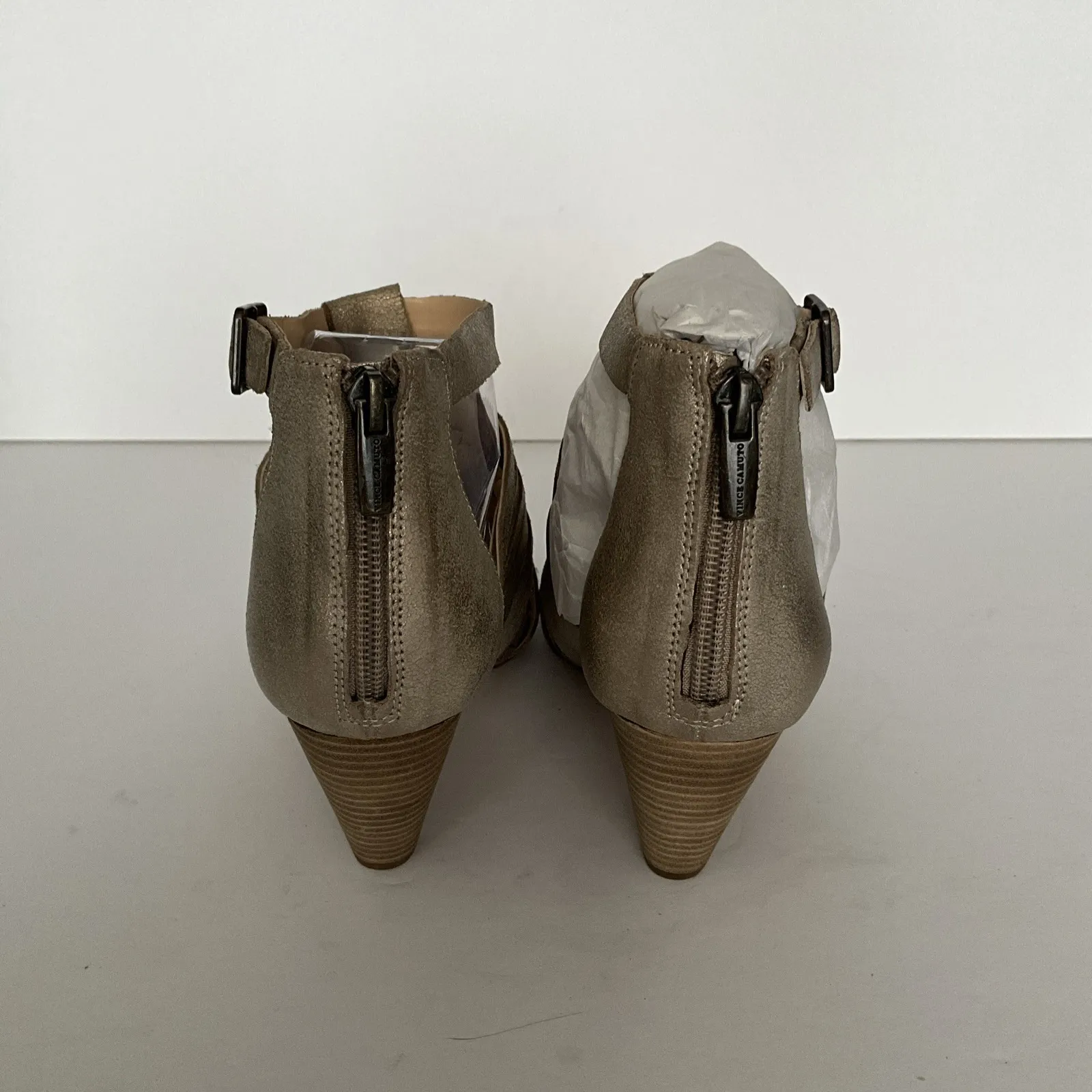 Vince Camuto Sandals Eames Open‎ Toe Leather Party Metallic Gold Womens 8.5 Wide - Image 3