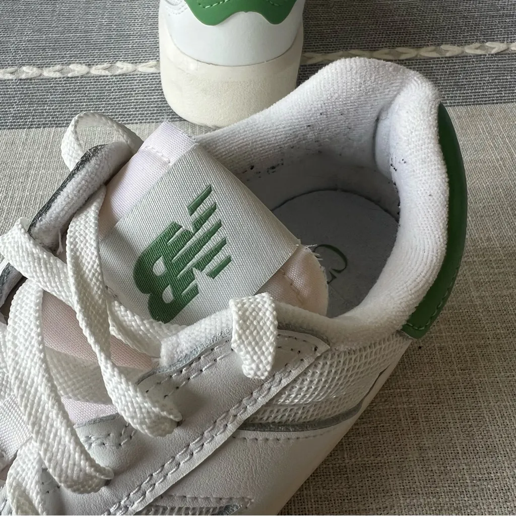 New Balance CT302 Sneaker Unisex Womens Size 9.5 Mens Size 8 - Image 11