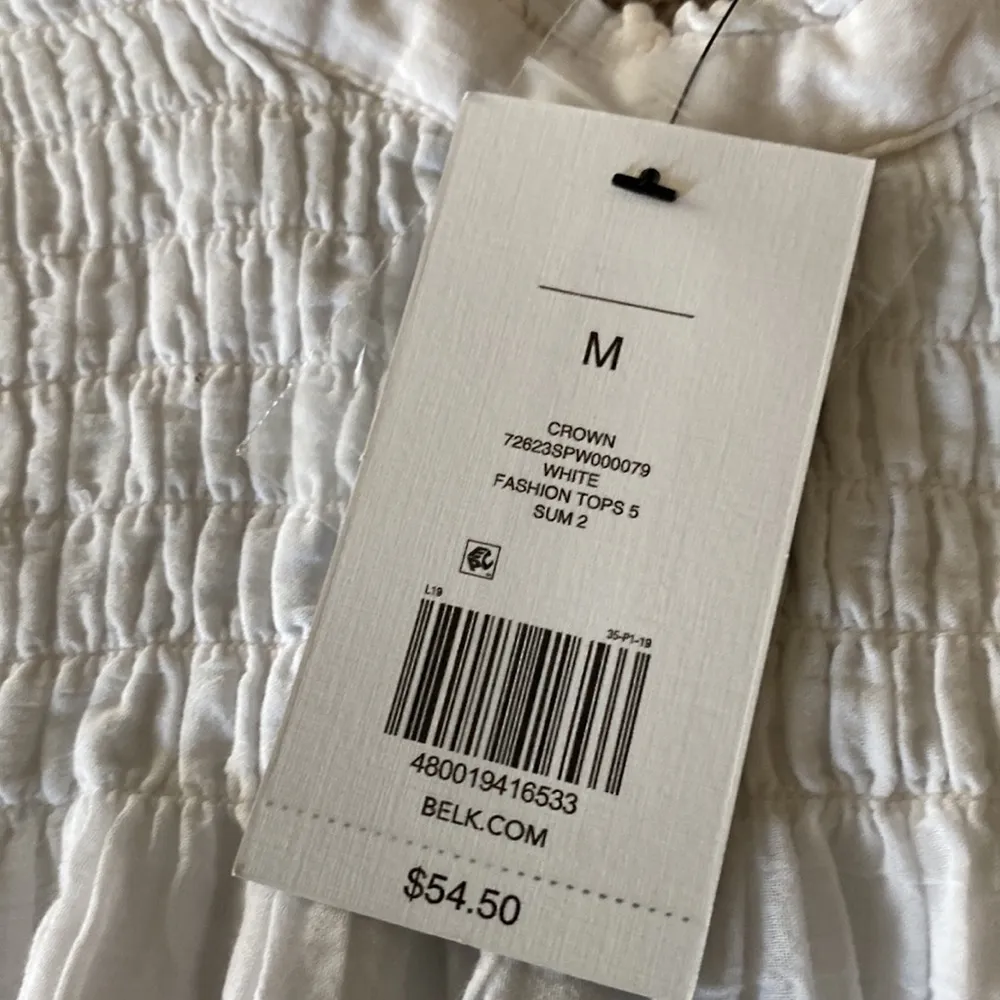 NWT Crown & Ivy Top SIZE M - Image 2