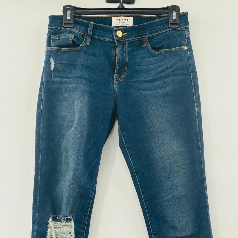 Frame Denim Le Skinny de Jeanne Crop Raw-Edge Jean Busted Knee Faded Thorpe 28 - Image 6