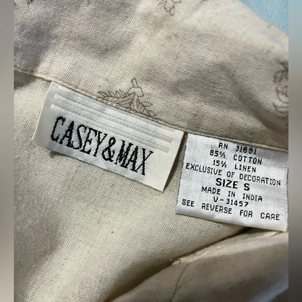 Vintage Casey & Max Linen Cotten Embroidered Button Up Top Size Small Tan - Image 4