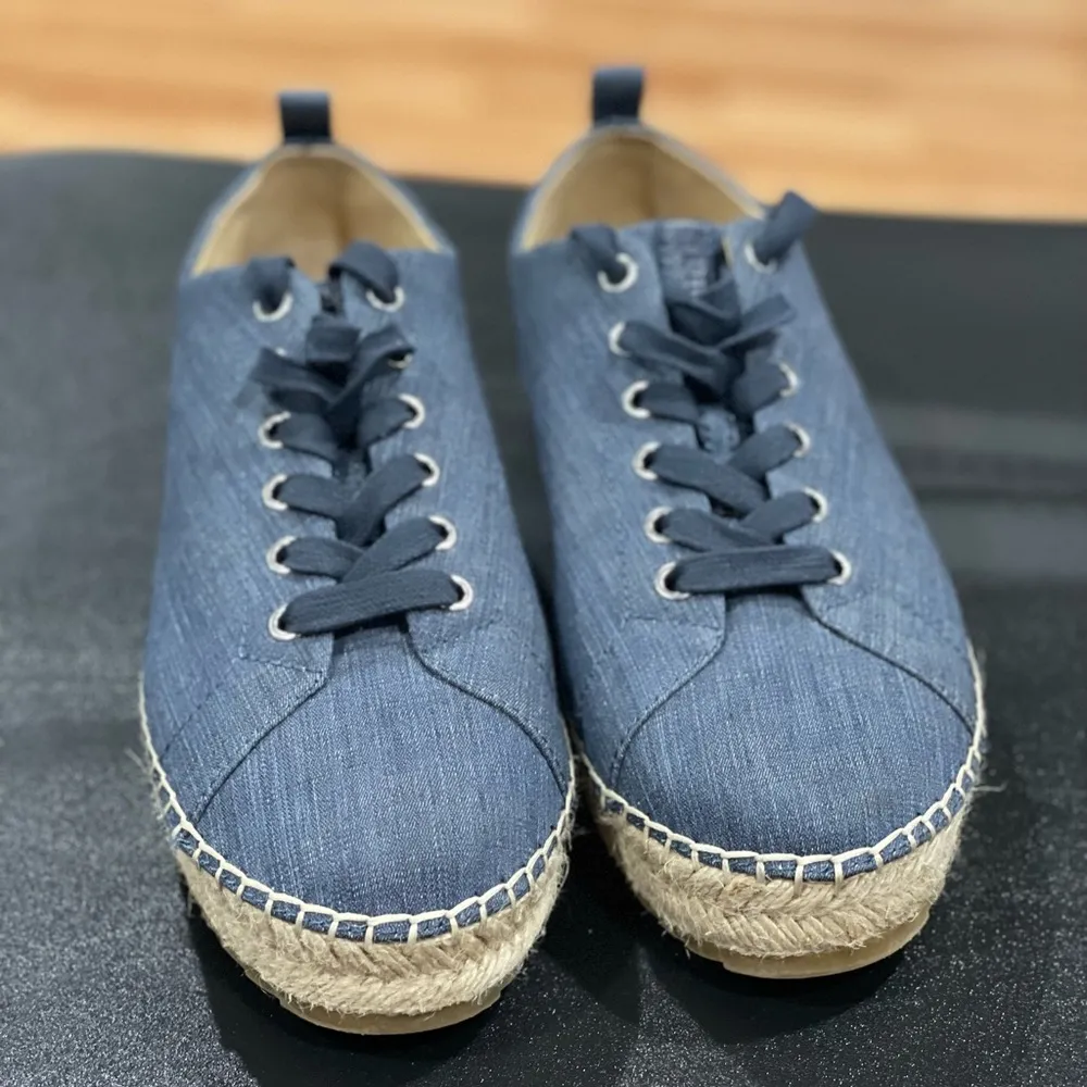 Lafayette 148 Women’s size 9 DULCI Denim Blue Espadrille Sneakers Lace Up Flats - Image 3