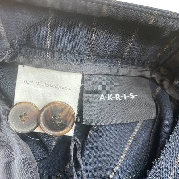 Akris Women's Size 8 Relaxed Fit‎ Dress Pants Dark Blue Pinstripe Wool Academia - Image 2