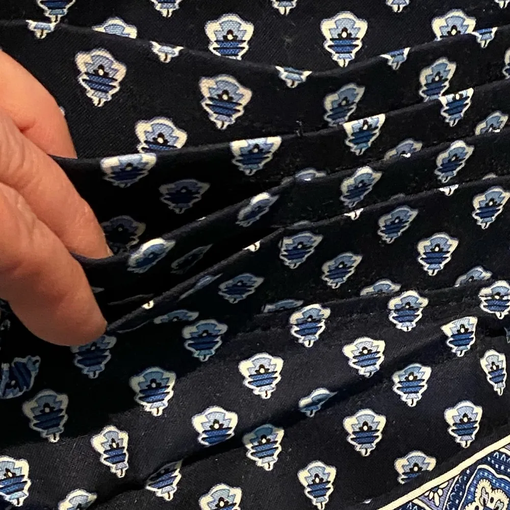 Vera Bradley Small Crossbody Bag - Image 7