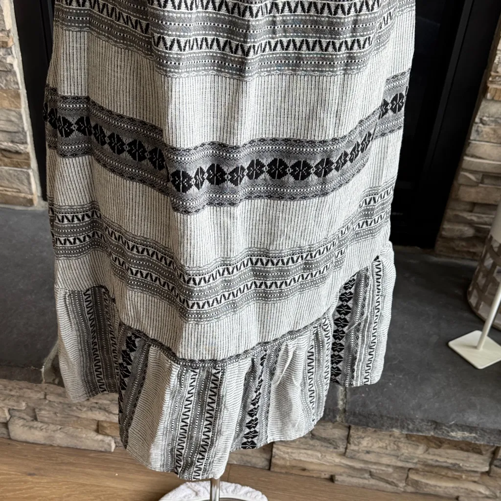 Dylan  Gray and Black Patterned Dress - Image 9