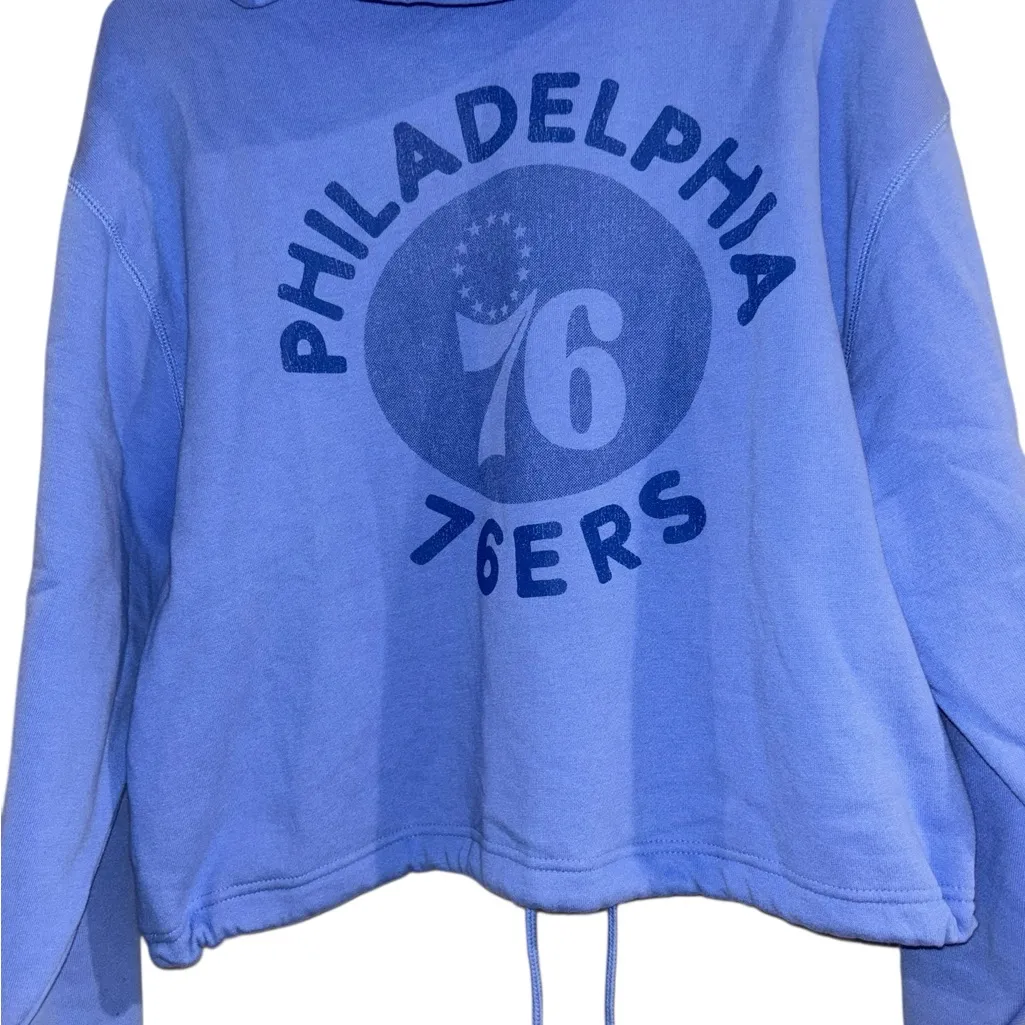 Philadelphia 76ers Blue Sweatshirt Women’s Medium NWT 47 Brand - Image 2