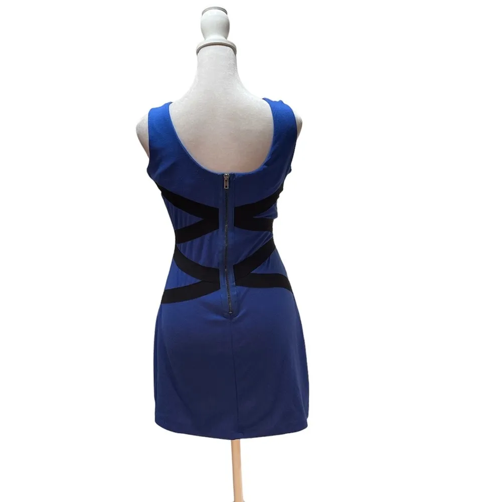 Blue with Black Crossed Stripes Sleeveless Zip Back Dress Small - Image 5
