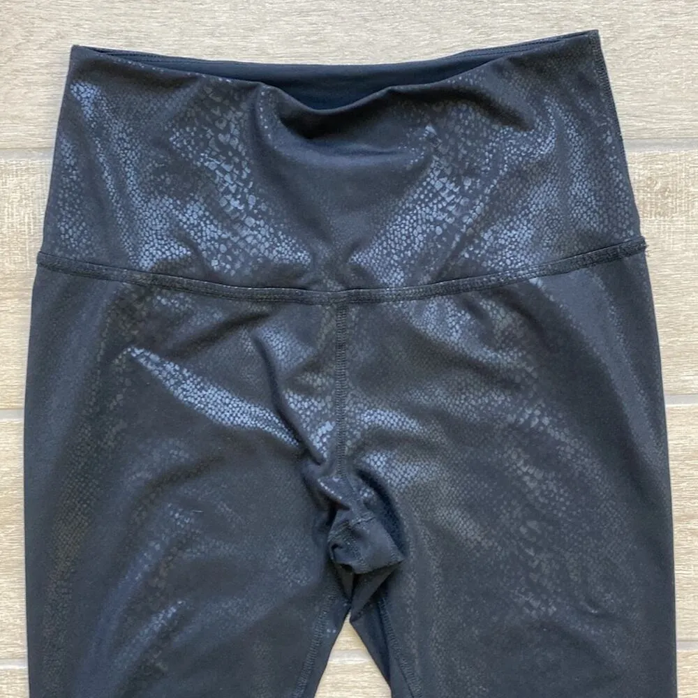 Beyond Yoga Black Snake Printed Leggings Size: M - Image 3