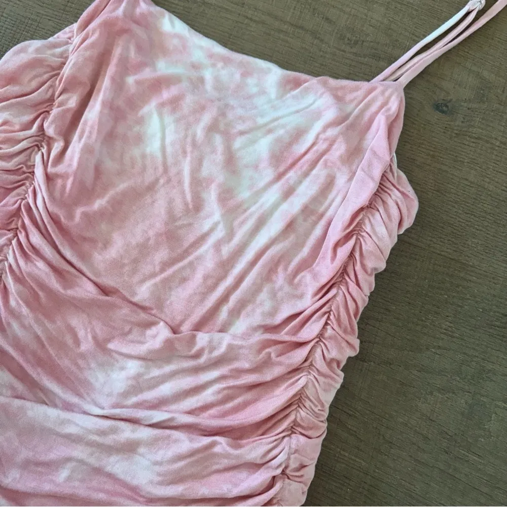 privacy please tie dye ruched pink bodysuit tank top - Image 4