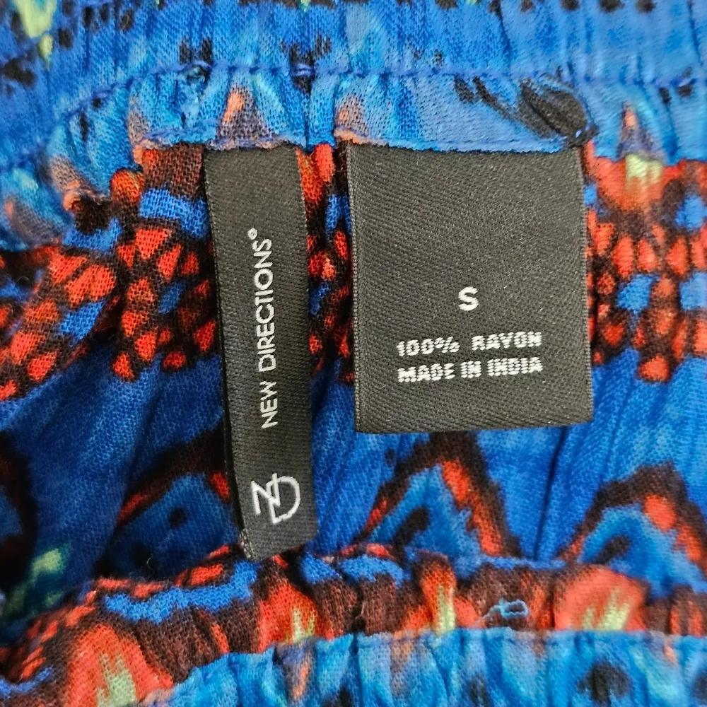 New Directions Blue & Red Aztec Print Peasant Maxi Skirt Size Small - Image 5